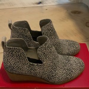 TOMS Kallie Wedge Bootie - Women's